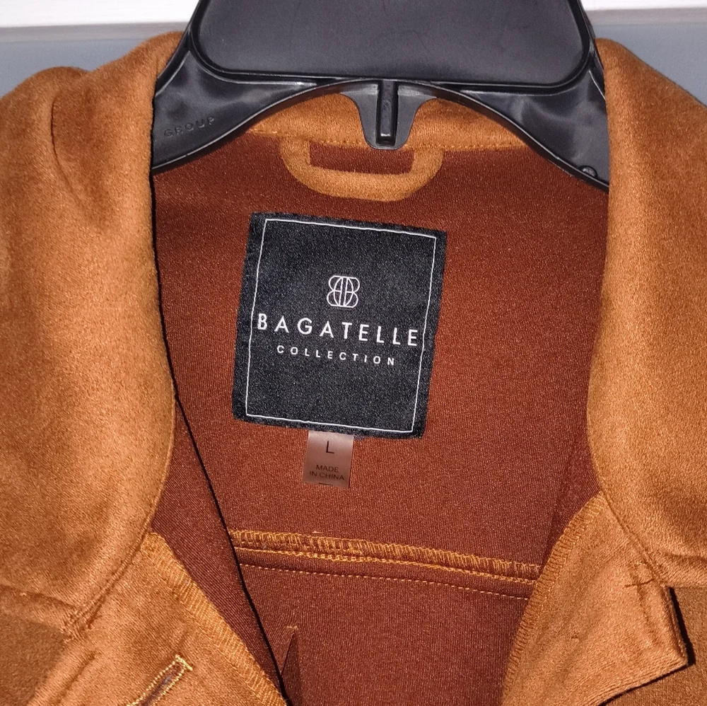 NWOT BAGATELLE COLLECTION Tan Suede Jacket - Picture 3 of 5
